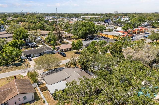 8721 N WHITTIER STREET, Tampa, FL 33617