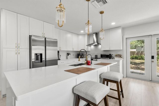 8721 N WHITTIER STREET, Tampa, FL 33617
