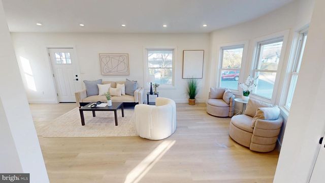 17 WATKINS AVE, Woodbury, NJ 08096