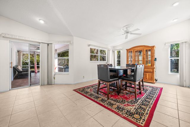 18098 93rd Road N, The Acreage, FL 33470