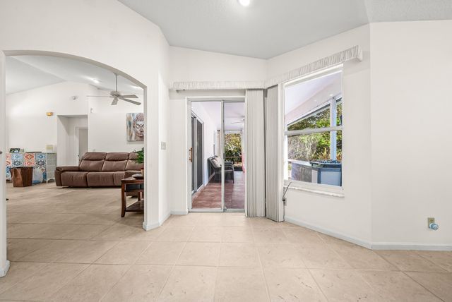 18098 93rd Road N, The Acreage, FL 33470