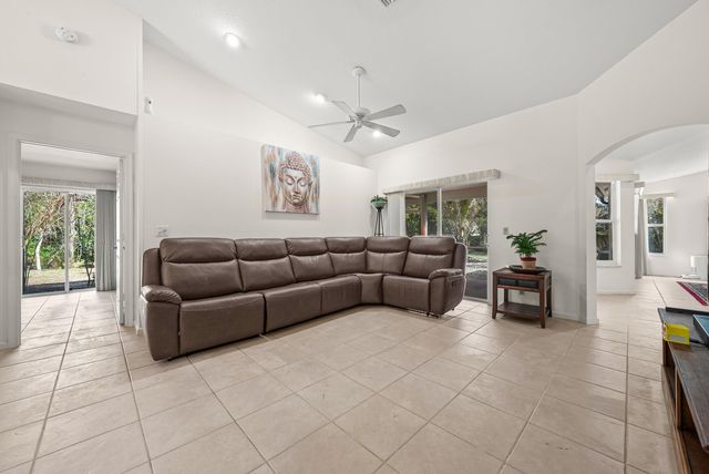 18098 93rd Road N, The Acreage, FL 33470