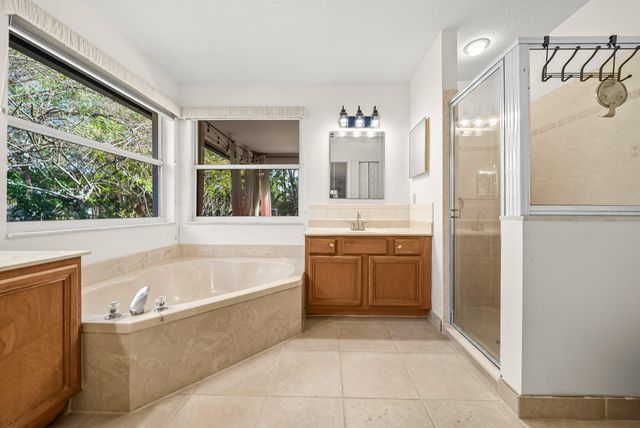 18098 93rd Road N, The Acreage, FL 33470