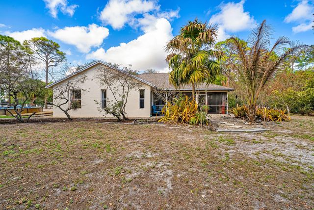 18098 93rd Road N, The Acreage, FL 33470