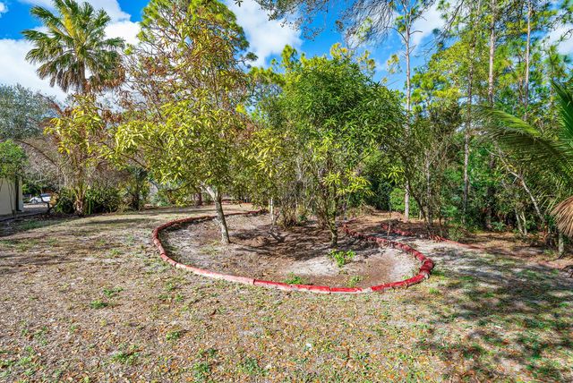 18098 93rd Road N, The Acreage, FL 33470