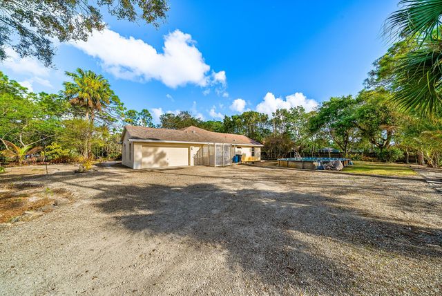 18098 93rd Road N, The Acreage, FL 33470
