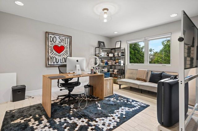 941 Dogwood Drive, Delray Beach, FL 33483