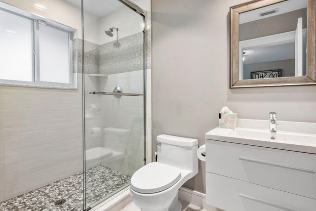 941 Dogwood Drive, Delray Beach, FL 33483