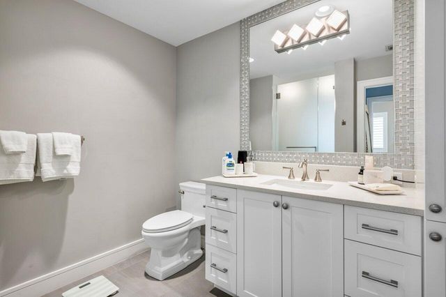 941 Dogwood Drive, Delray Beach, FL 33483