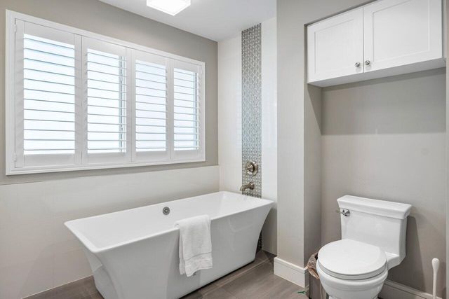 941 Dogwood Drive, Delray Beach, FL 33483