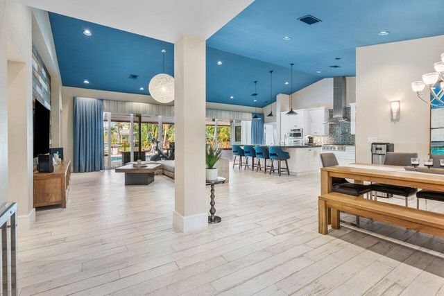 941 Dogwood Drive, Delray Beach, FL 33483