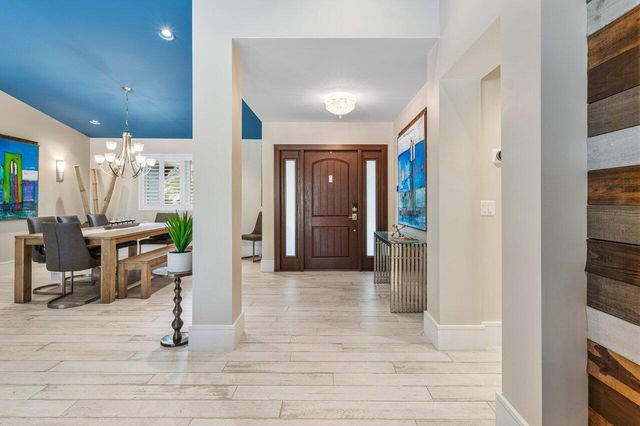 941 Dogwood Drive, Delray Beach, FL 33483