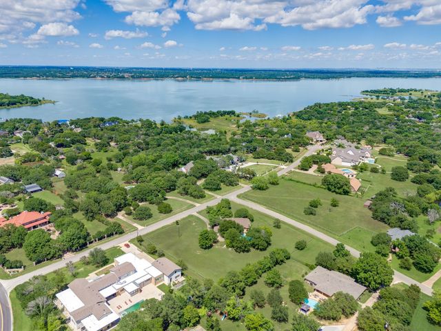 1075 Harbor Haven Street, Southlake, TX 76092
