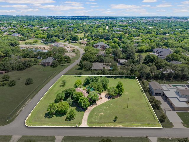 1075 Harbor Haven Street, Southlake, TX 76092