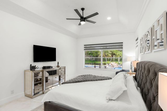 5617 NW 106th Way, Coral Springs, FL 33076