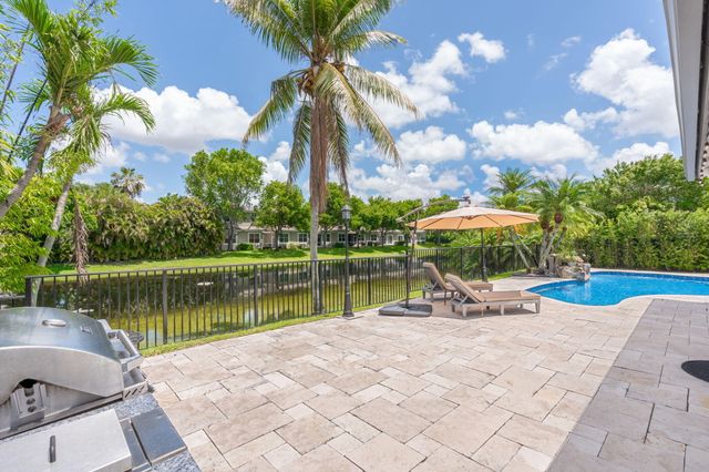 5617 NW 106th Way, Coral Springs, FL 33076