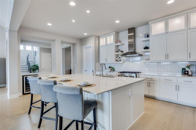 138 Evelyn CT, Dripping Springs, TX 78620