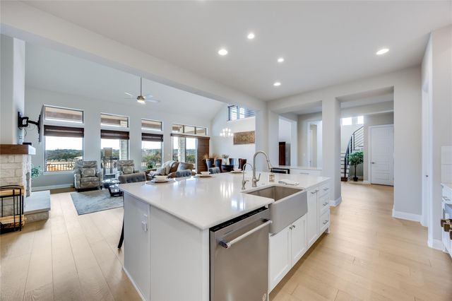 138 Evelyn CT, Dripping Springs, TX 78620