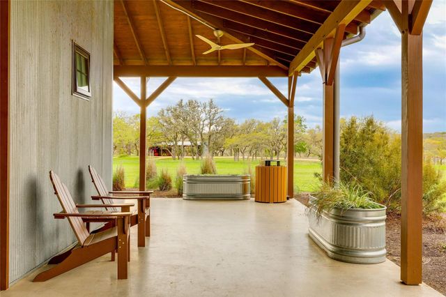 138 Evelyn CT, Dripping Springs, TX 78620