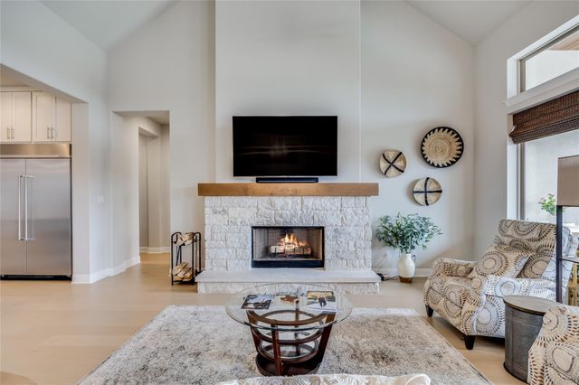 138 Evelyn CT, Dripping Springs, TX 78620