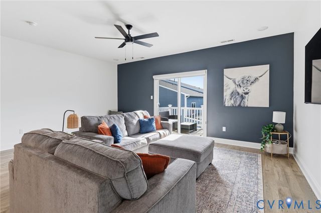 13809 Village View Dr, Midlothian, VA 23114