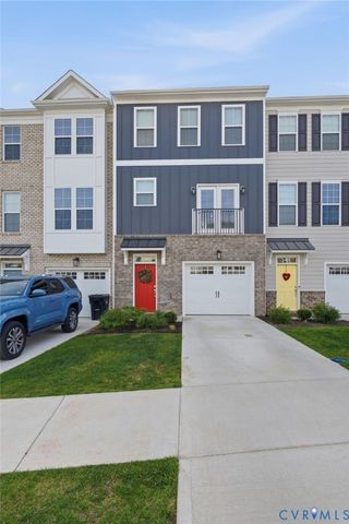 13809 Village View Dr, Midlothian, VA 23114