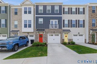 13809 Village View Dr, Midlothian, VA 23114