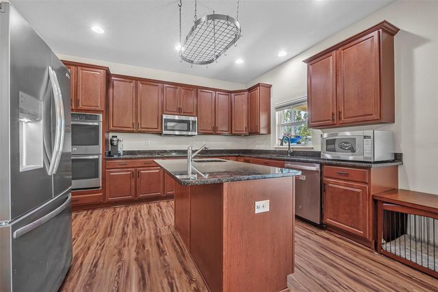 120 LOS ARBOR DRIVE, Deland, FL 32724