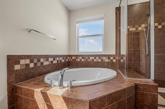 120 LOS ARBOR DRIVE, Deland, FL 32724