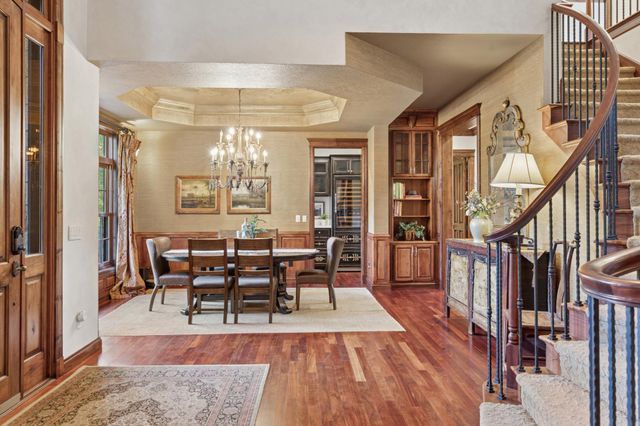 8523 Amsden Road, Bloomington, MN 55438