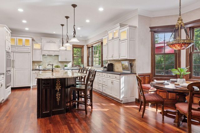 8523 Amsden Road, Bloomington, MN 55438