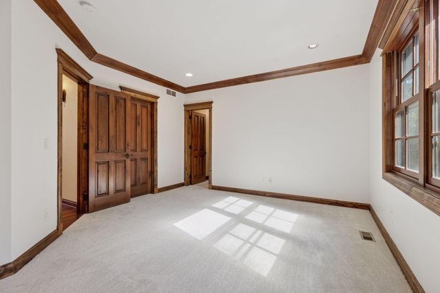 8523 Amsden Road, Bloomington, MN 55438