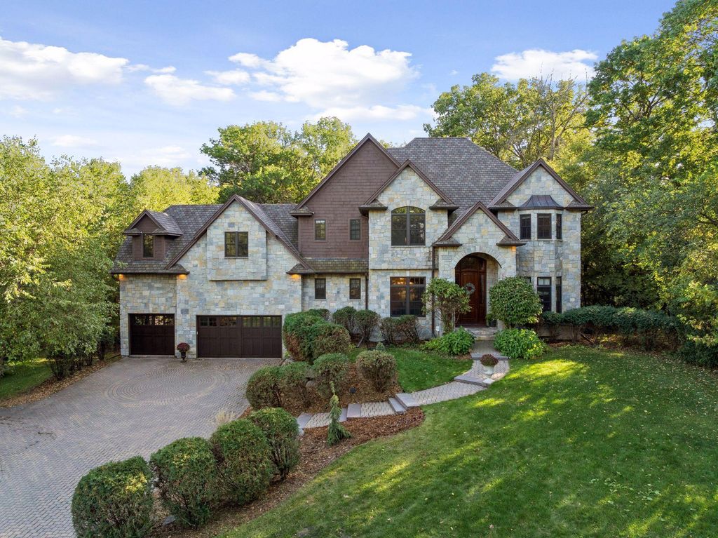 8523 Amsden Road, Bloomington, MN 55438