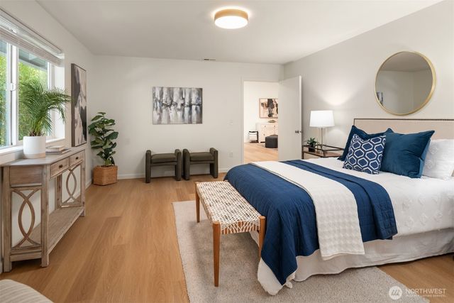 6516 24th Avenue SW, Seattle, WA 98106