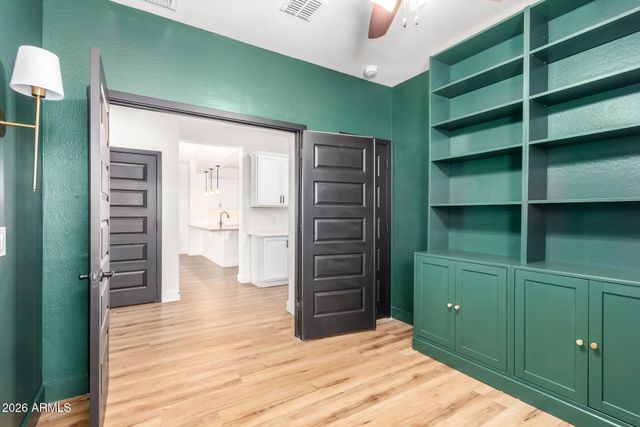 614 E BRISA Drive, Phoenix, AZ 85085