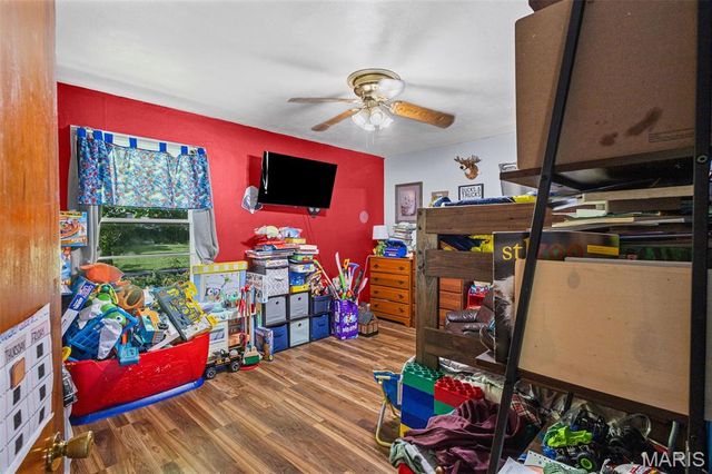 7019 W B Street, Belleville, IL 62223