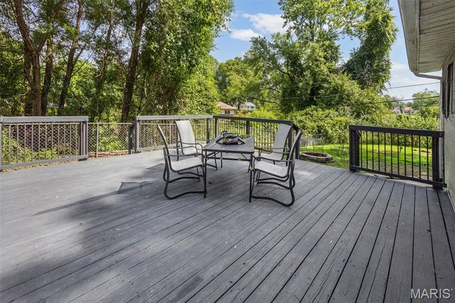 7019 W B Street, Belleville, IL 62223