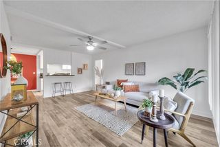 1030 W Macarthur Boulevard 5, Santa Ana, CA 92707