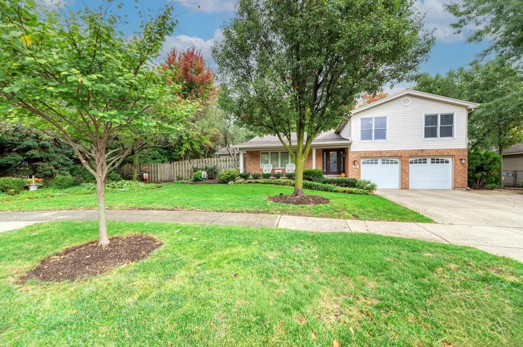 111 Norton Drive, Bloomingdale, IL 60108 — photo 2