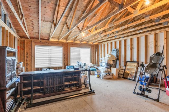 2252 Stonecenter Ln, Murfreesboro, TN 37128