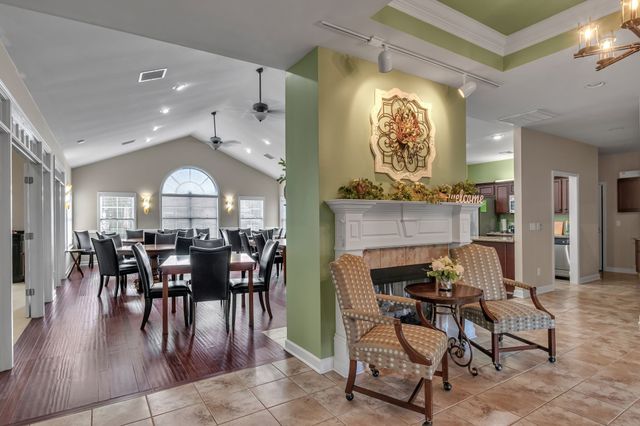 2252 Stonecenter Ln, Murfreesboro, TN 37128