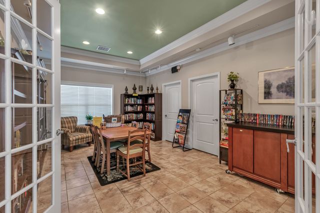 2252 Stonecenter Ln, Murfreesboro, TN 37128