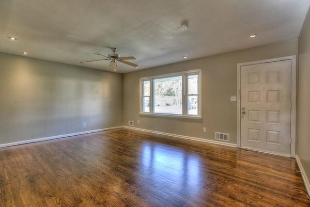6705 E 99th Street, Kansas City, MO 64134