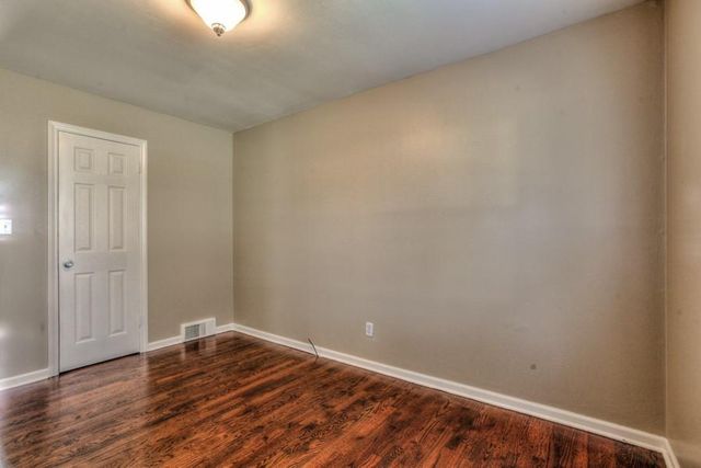 6705 E 99th Street, Kansas City, MO 64134