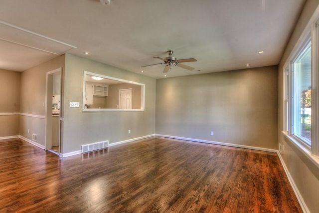 6705 E 99th Street, Kansas City, MO 64134