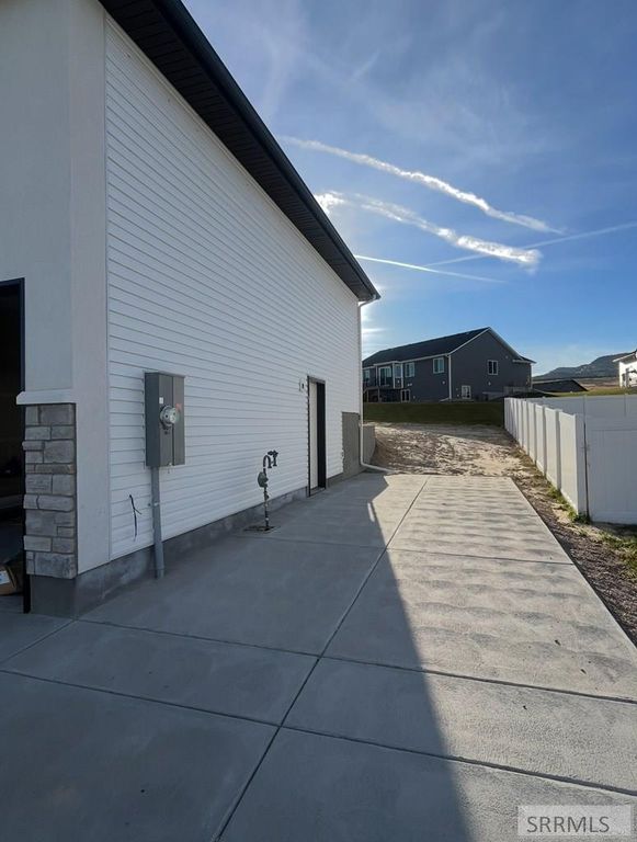 Image 2 of property listing at 2089 Magellan Loop, Pocatello, ID 83204