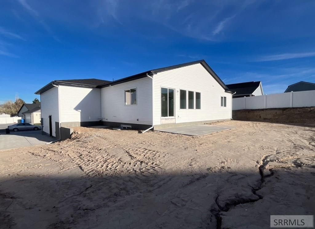 Image 3 of property listing at 2089 Magellan Loop, Pocatello, ID 83204