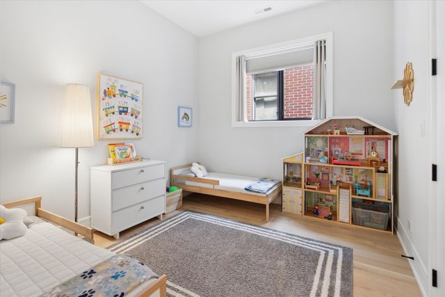 4020 N California Avenue 3, Chicago, IL 60618
