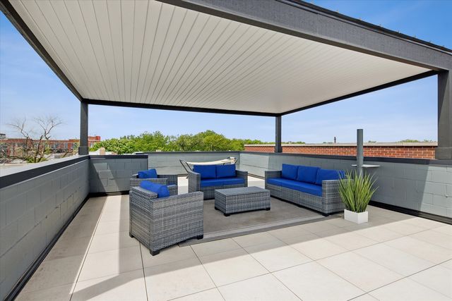 4020 N California Avenue 3, Chicago, IL 60618