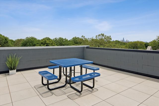 4020 N California Avenue 3, Chicago, IL 60618